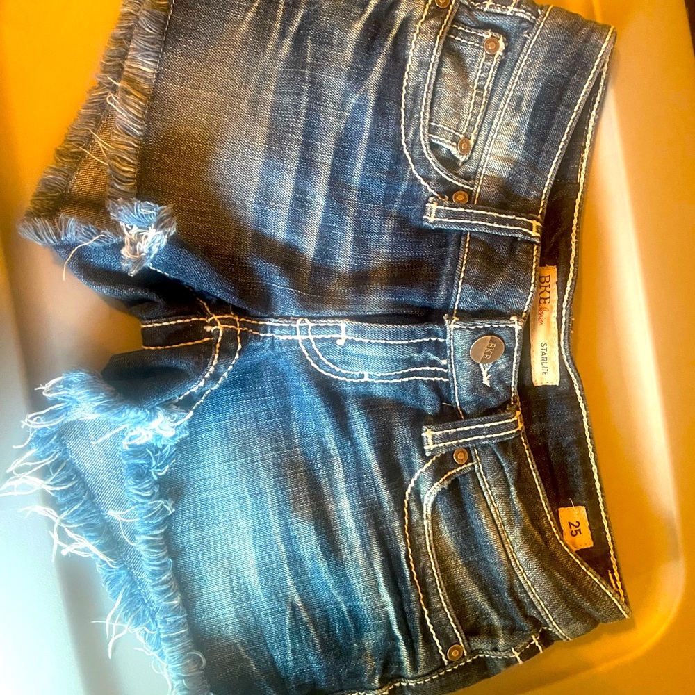 Woman’s BKE shorts